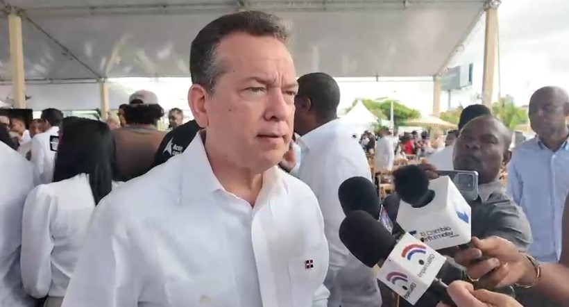 Ito Bisonó califica como “histórica” la gestión de Carolina Mejía y destaca impacto del malecón deportivo