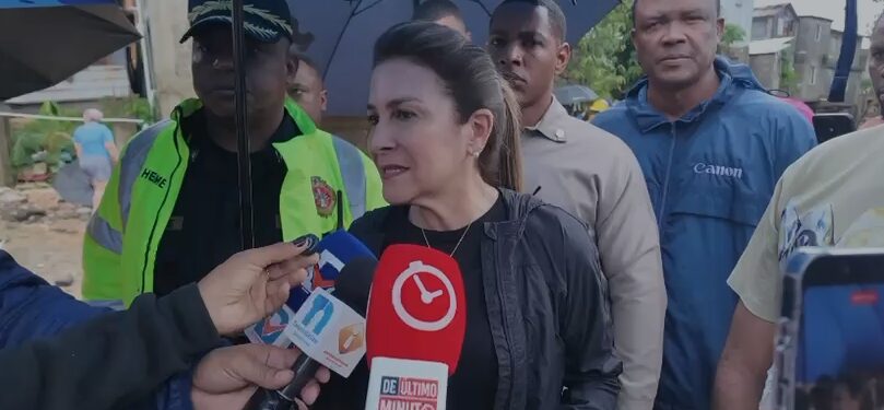 “La situación es muy crítica”: Carolina Mejía comunica al presidente emergencia en la cañada de La 800ta