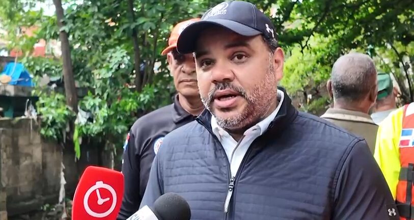 Defensor del Pueblo recorre zonas afectadas en Los Ríos y llama a seguir orientaciones oficiales tras lluvias