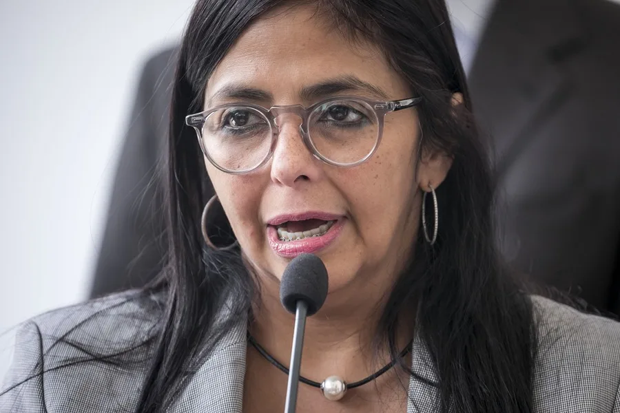 Delcy Rodríguez asegura que en Venezuela «no hay posiciones antisemitas»