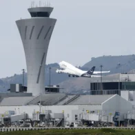 EE.UU. considera bloquear la entrada de extranjeros en los aeropuertos de las ciudades «santuario»