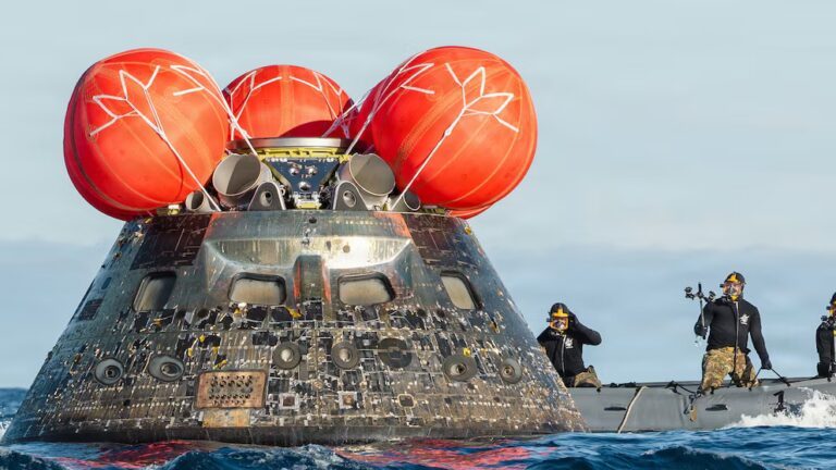 La NASA revisa el desempeño del escudo térmico de la nave Orión después de la misión Artemis II