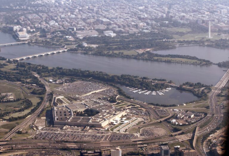 Washington D.C. en alerta por la crisis ambiental del río Potomac, principal abastecedor de agua potable de la ciudad