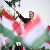 Líderes de Europa celebran el triunfo de Magyar sobre Orbán y anticipan trabajar con Hungría