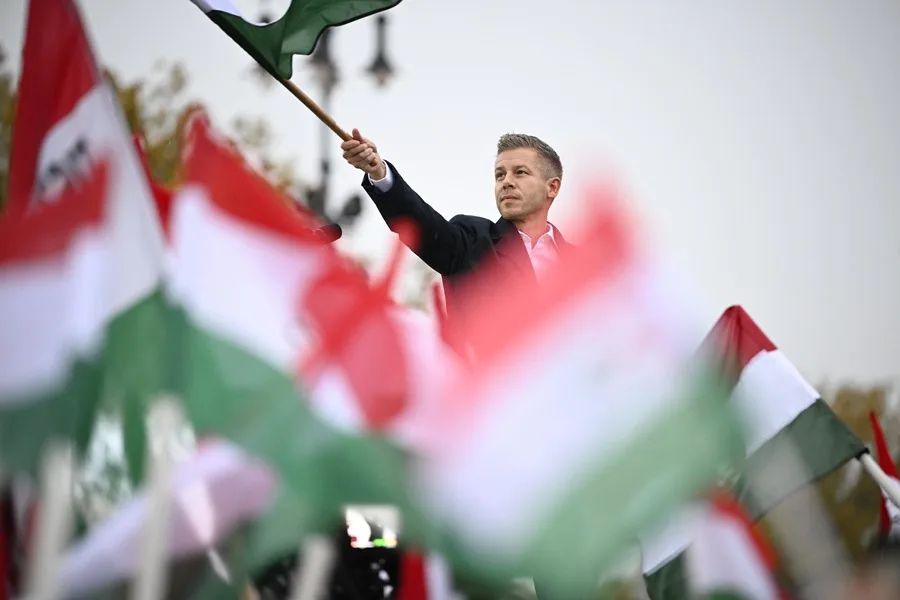 Líderes de Europa celebran el triunfo de Magyar sobre Orbán y anticipan trabajar con Hungría