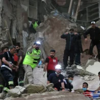 Irán dice que EE.UU. debe elegir entre el alto el fuego o seguir la guerra junto a Israel