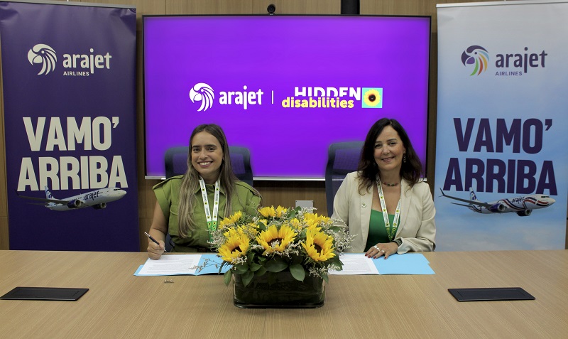 Arajet implementa programa Sunflower para pasajeros con discapacidades no visibles