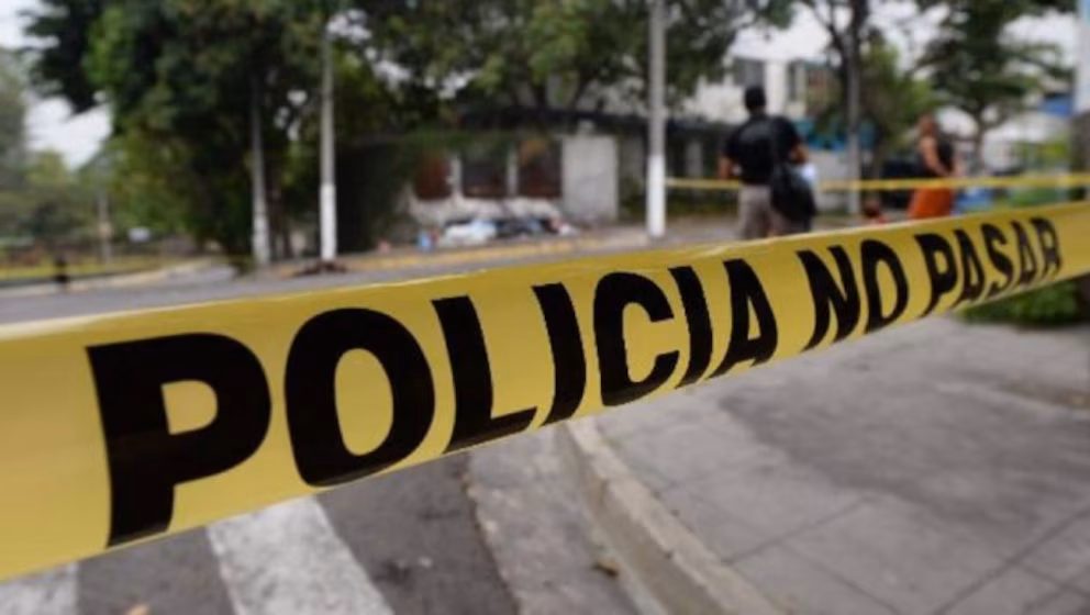 Un maestro es asesinado dentro de un salón de clases en Honduras