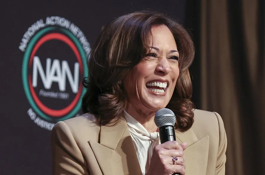 Kamala Harris sugiere una posible candidatura a las presidenciales 2028: "Lo estoy pensando"