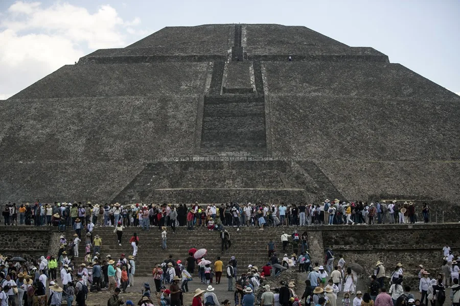 Muere una turista canadiense en un tiroteo en Teotihuacán, importante centro turístico de México