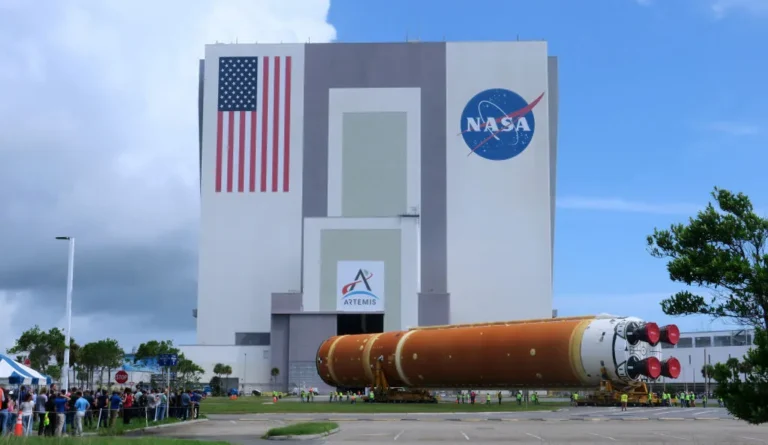 Artemis II, más que un regreso tripulado a la Luna, abre paso a la nueva carrera por el dominio espacial