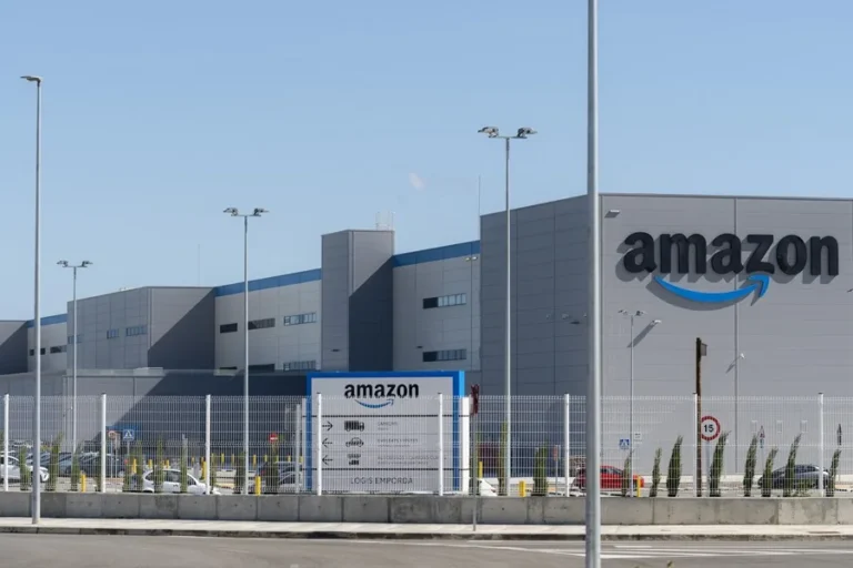 Amazon invertirá al menos 5.000 millones más en Anthropic mediante un acuerdo de IA