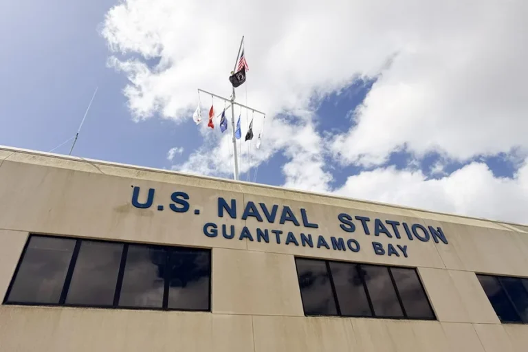 El Pentágono intensifica sus planes de intervención militar en Cuba, según medios