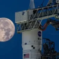 Artemis II alcanza el punto más lejano de la Tierra y el más cercano a la Luna