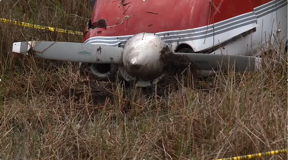 Sobrevive contra todo pronóstico: piloto de 19 años sale con vida de accidente en Pensilvania