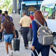 Transportistas reportan bajo flujo de pasajeros este Miércoles Santo y esperan aumento en las próximas horas