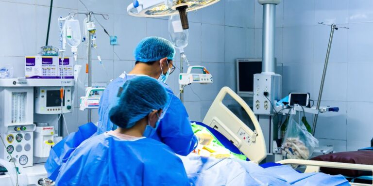 Joven hospitalizado por accidente de tránsito en Nagua
