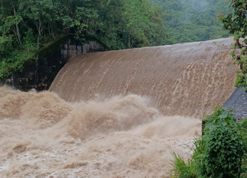 Acueductos fuera de operación por lluvias.