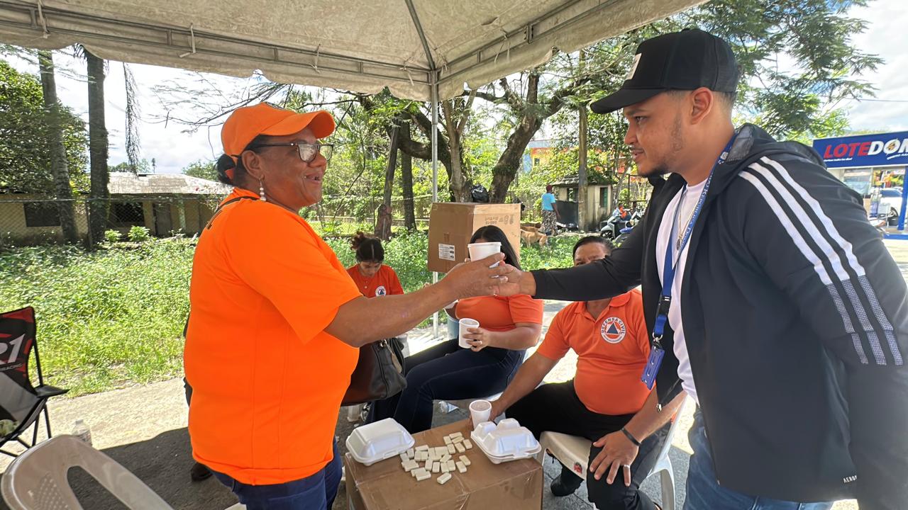 Consejo Ecoturístico y Oficina Senatorial de Bonao entregan apoyo alimenticio a organismos de socorro durante Semana Santa
