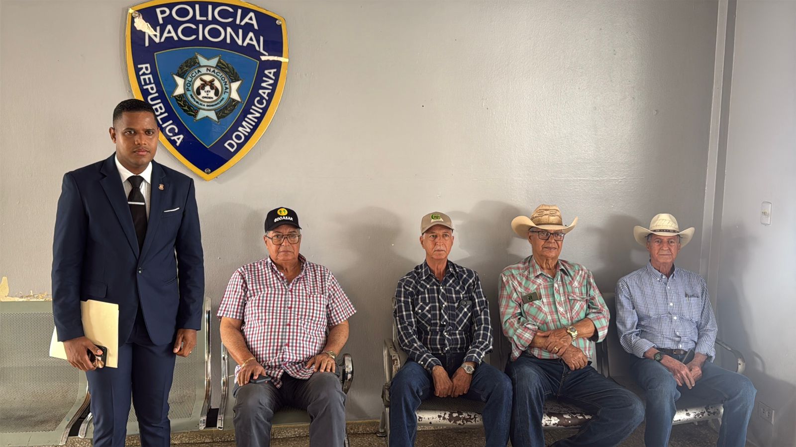 Estamos cansados”: dueños de unos terrenos y ganaderos en Hatillo en SFM piden frenar ocupaciones ilegales