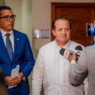 Paliza participa en comisión que estudia ley contra financiamiento ilícito