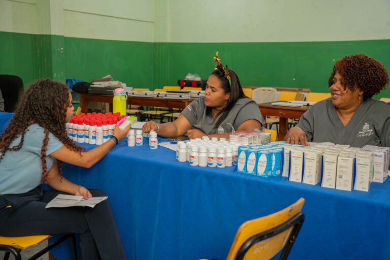 Inabie resalta su compromiso con salud de alrededor de 2 millones de estudiantes