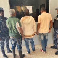 Jueza deja en libertad a tres hombres por invasión en Sabana Grande de Boyá