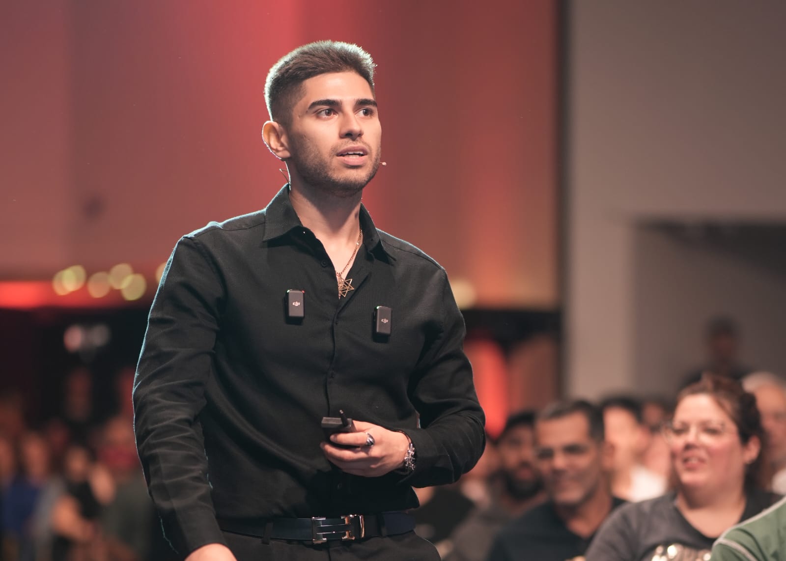 Aprender de dinero sin atajos, según Thomas Correa, creador de contenido