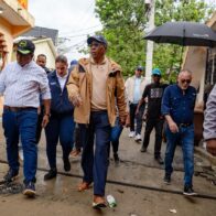 Director de DASAC encabeza recorrido por Los Alcarrizos y La Guáyiga tras daños provocados por inundaciones