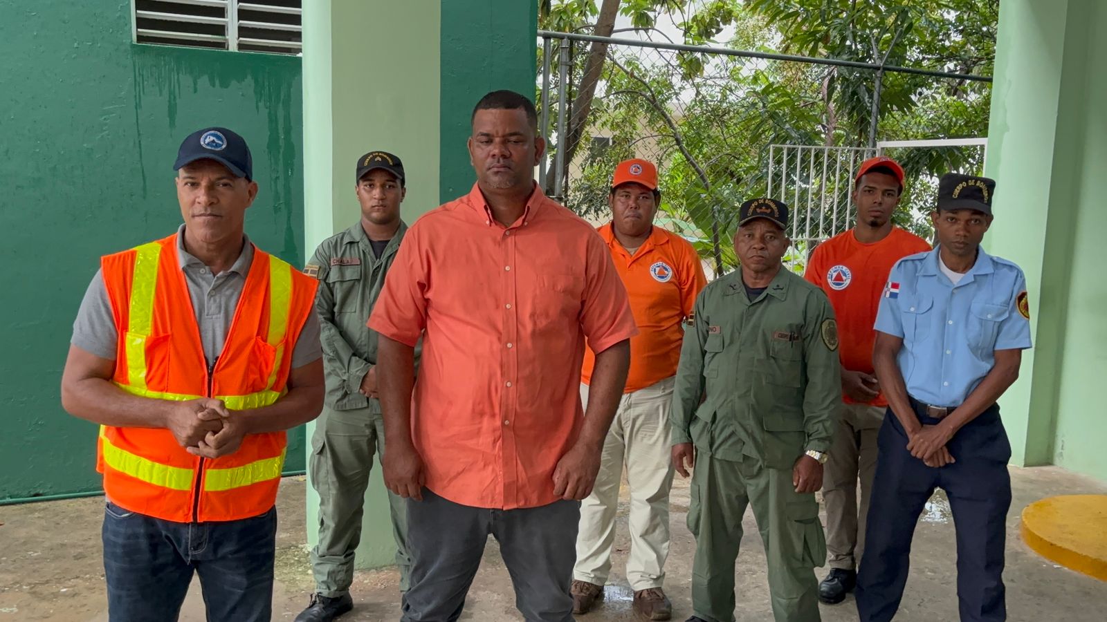 Autoridades activan organismos de socorro ante vaguada que afecta Bayaguana