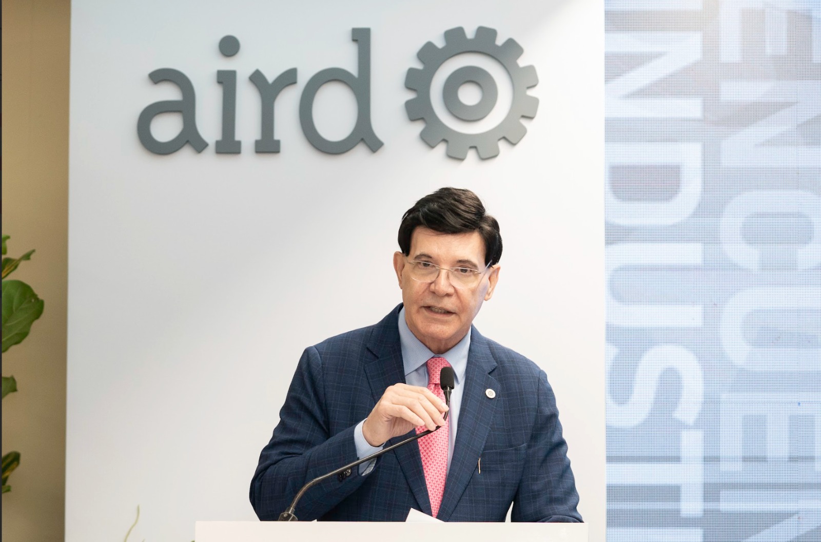 El presidente de la AIRD, Julio Virgilio Brache.