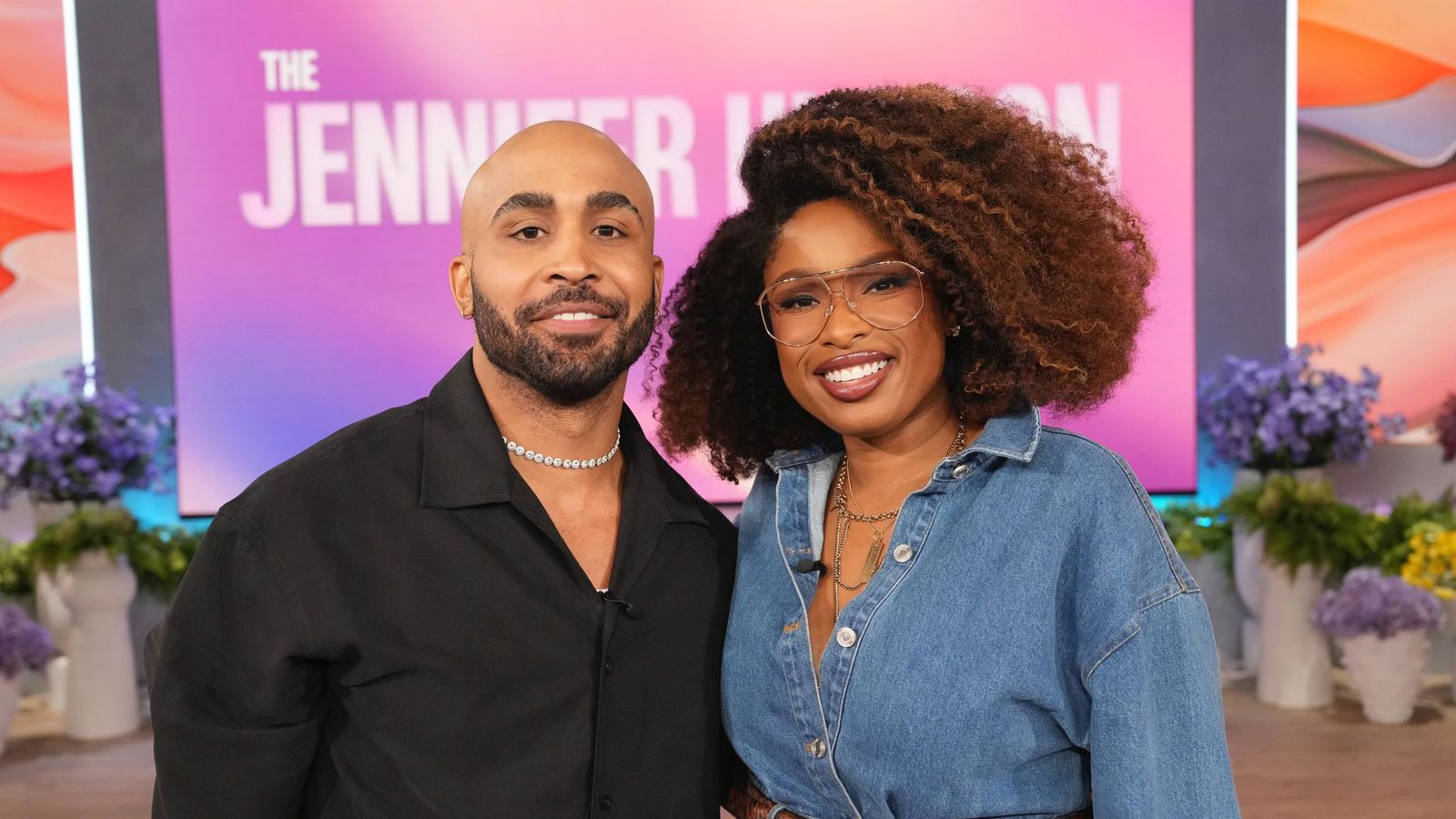 Caramelo se destaca en la TV nacional de USA: regresa al show de Jennifer Hudson por tercera vez