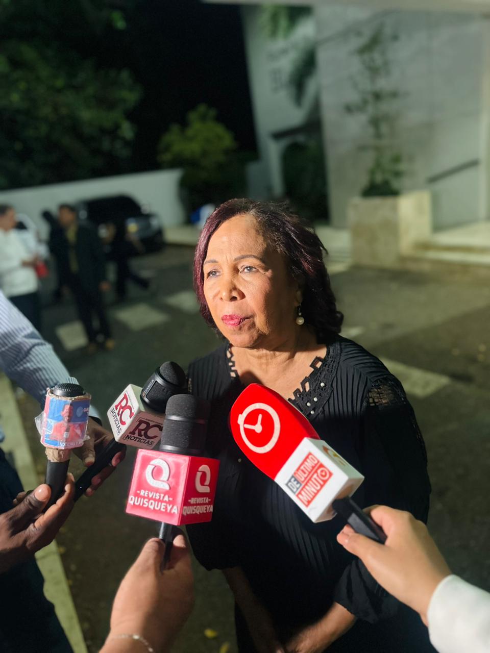 Zoila Puello define a Carlos Batista como “un maestro y hermano en la comunicación”