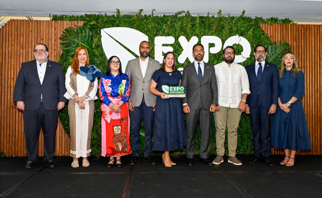 Banreservas encabeza ranking de empresas que transforman la RD en sostenibilidad