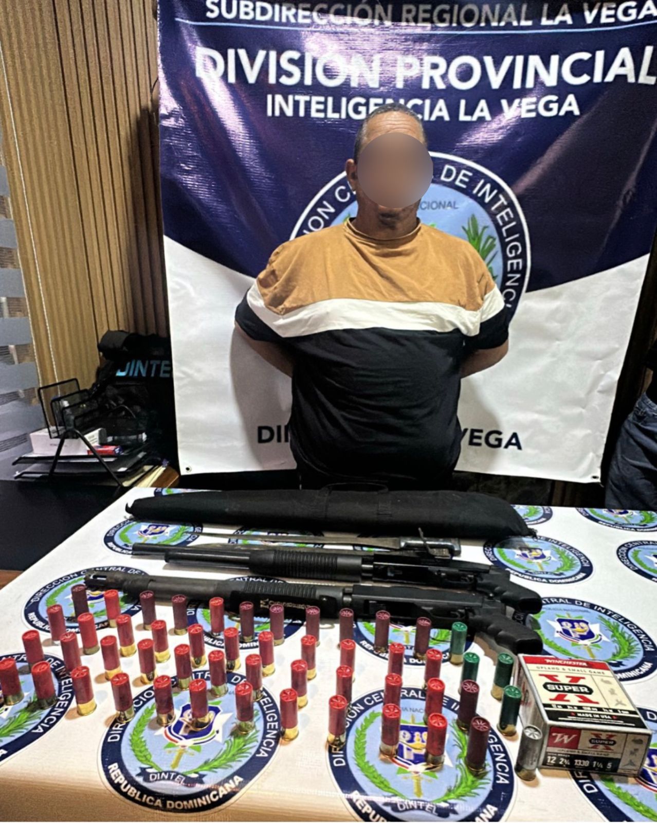 Dintel ocupa dos armas de fuego durante allanamiento en La Vega