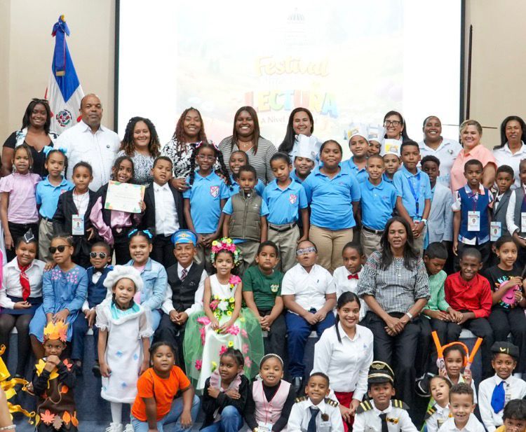 Regional 15 de Educación impulsa la lectura con exitoso festival estudiantil