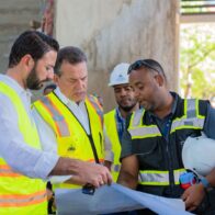 Ministro Ito Bisonó acelera entrega de obras deportivas; Pabellón de Taekwondo supera el 75% de ejecución
