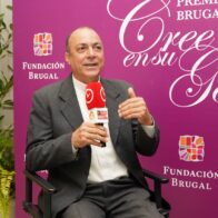 Padre Chepe resalta la educación integral del ITESIL tras recibir reconocimiento de Fundación Brugal
