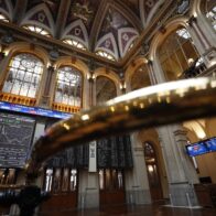 Las bolsas europeas suben el 1 % mientras aguardan al infierno prometido por Trump a Irán