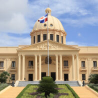 Gobierno revisa programas sociales y proyecta ahorrar RD$10,000 millones en subsidios