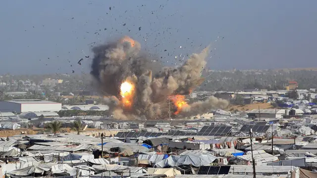 Al menos 10 muertos en Gaza por disparos de una milicia y ataques de drones israelíes