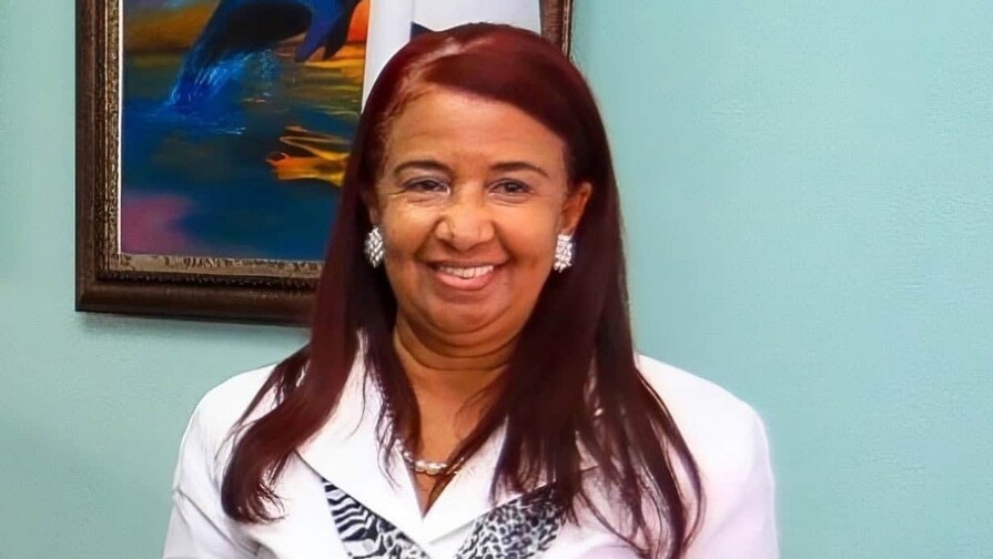 Abinader otorga pensión de RD$90 mil a exdirectora del Acuario tras escándalo de irregularidades