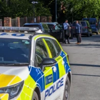 Adolescente admite responsabilidad en incendio contra edificio religioso en Londres