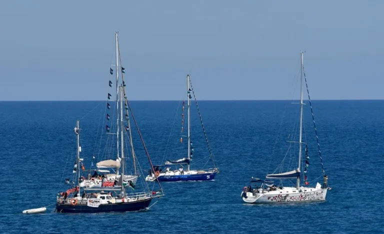 La Flotilla rumbo a Gaza denuncia haber sido interceptada por barcos de Israel