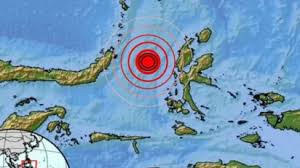 Un terremoto de magnitud 7,4 sacude las costas de Indonesia y genera una alerta de tsunami