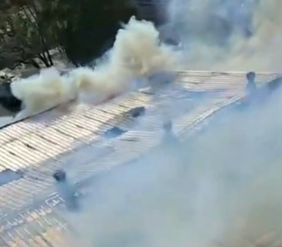 Incendio afecta empresa de plásticos en Alma Rosa, Santo Domingo Este