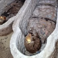 Misión arqueológica española descubre un cementerio romano con momias al sur de El Cairo