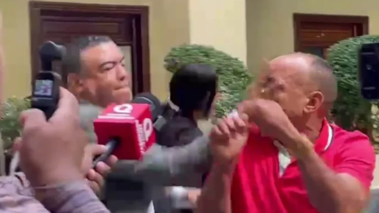 Ponen querella al comunicador Jhossan Capell por agresión en el Palacio de Justicia de Ciudad Nueva