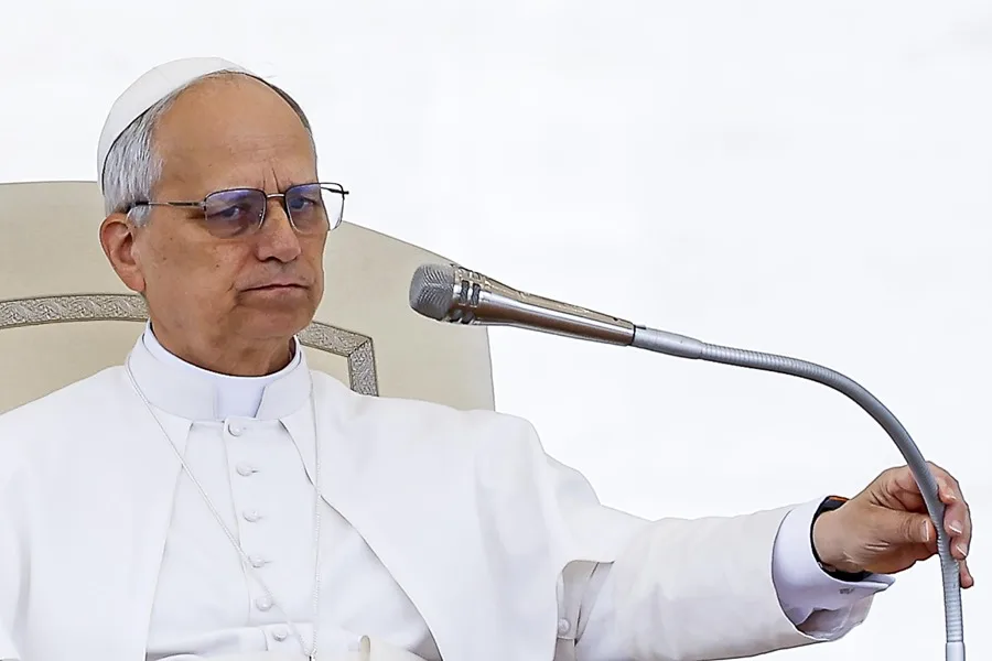 León XIV pide reabrir el diálogo para una paz justa en Oriente Medio en una conversación con Herzog