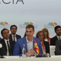Sánchez llama a la acción a los progresistas para defender la democracia y no resignarse